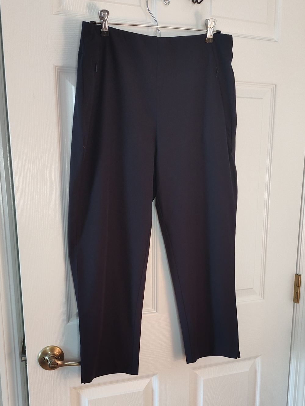 Tail Straight-Leg Dress Pants in Navy